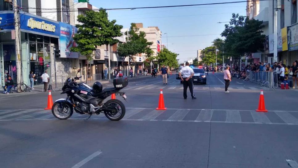 Cierran la avenida Álvaro Obregón este miércoles 20 de noviembre, en Culiacán