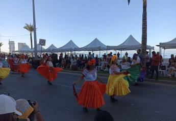 Mazatlán celebra aniversario de la Revolución Mexicana encabezado por primera vez por Estrella Palacios