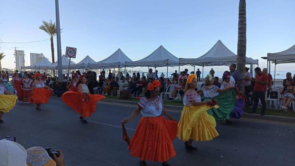 Mazatlán celebra aniversario de la Revolución Mexicana encabezado por primera vez por Estrella Palacios