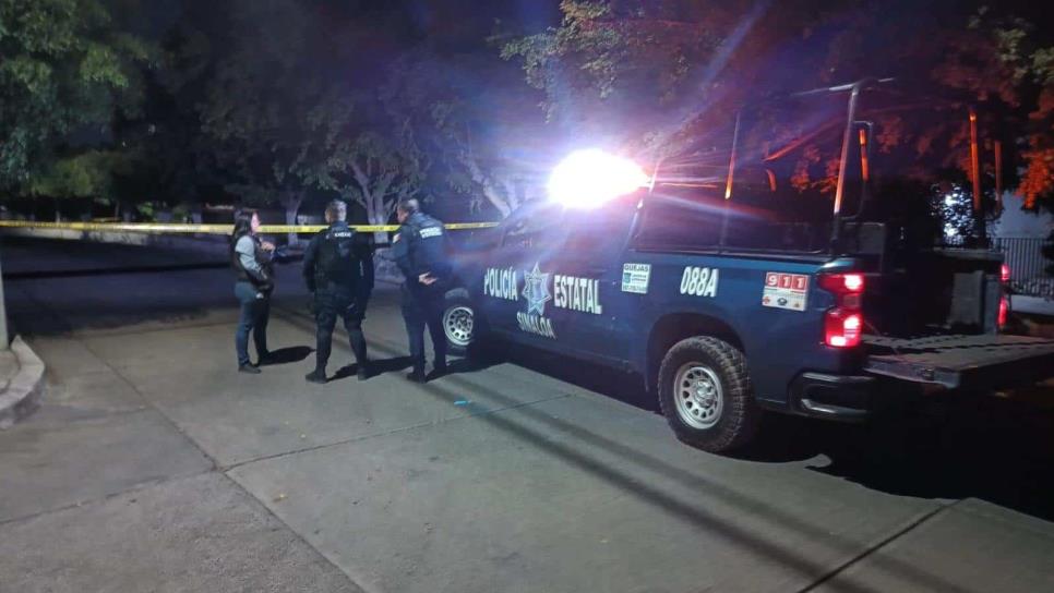 Asesinado y envuelto en una cobija encuentran a un hombre en la colonia Las Quintas, en Culiacán