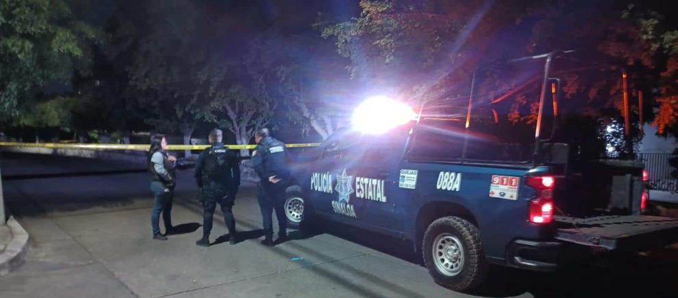 Asesinado y envuelto en una cobija encuentran a un hombre en la colonia Las Quintas, en Culiacán