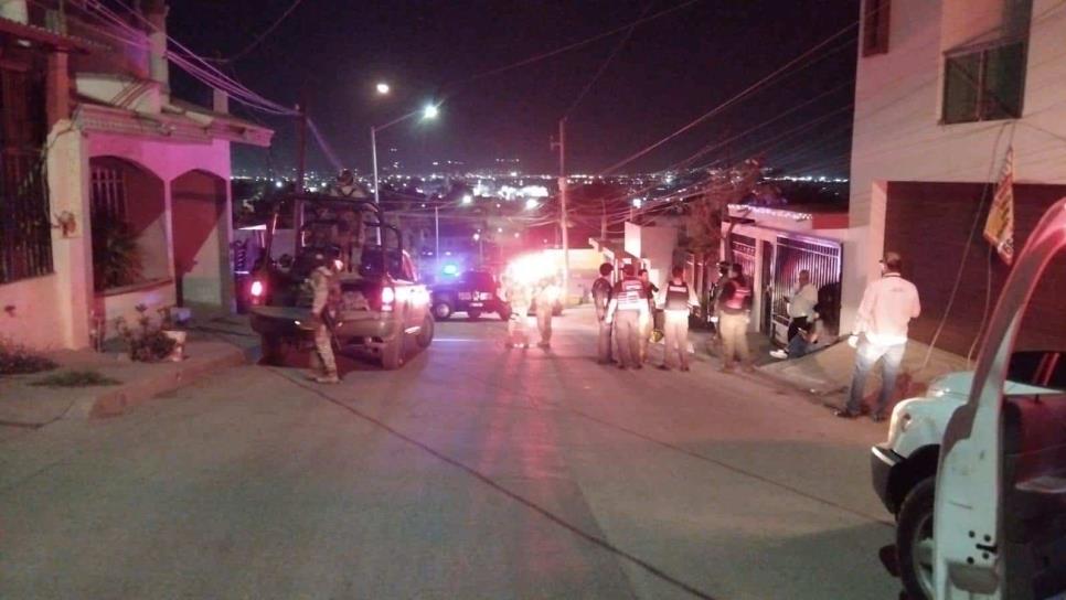 Mujer muere en ataque a balazos e incendio de una vivienda en la colonia Renato Vega de Culiacán