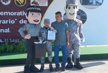 Nombran al niño Eduardo como Guardia de Honor de la Guardia Nacional