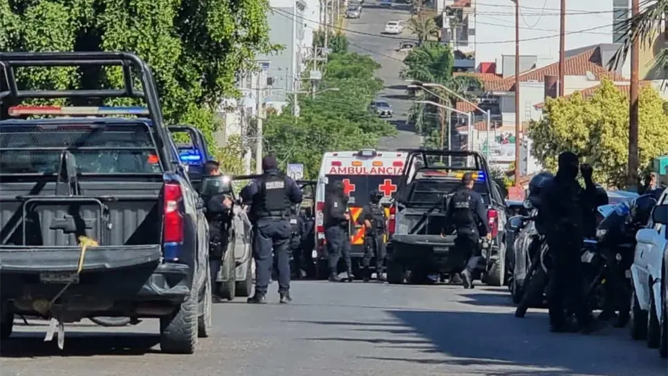 Suman 3 muertos en ataque a jefe policiaco en Culiacán, entre ellos una mujer