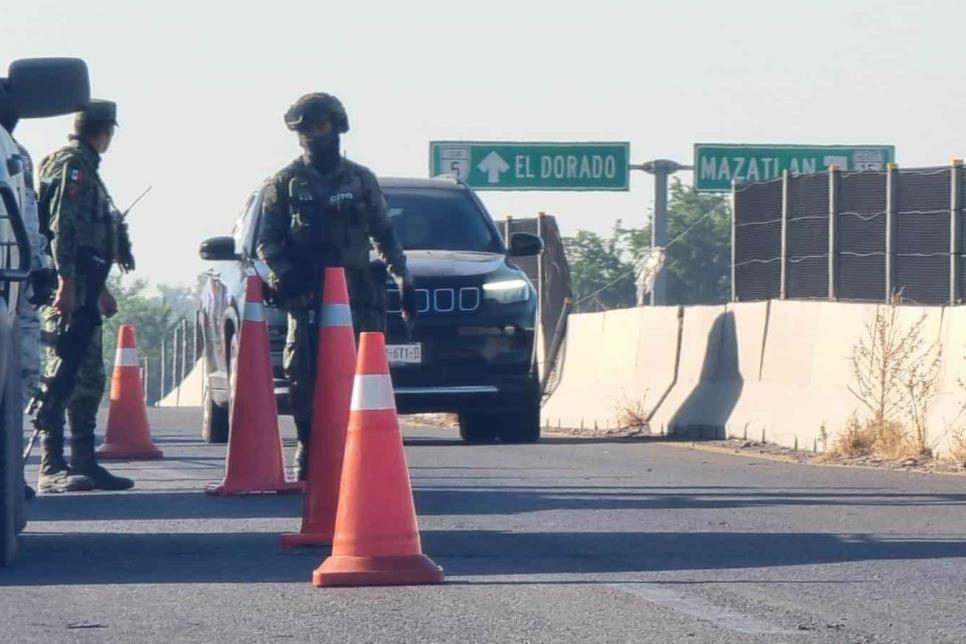 Dejan hielera con restos humanos sobre la Maxipista