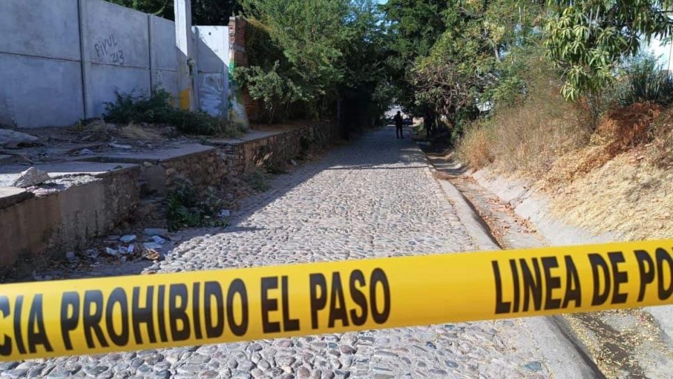 Encuentran cadáver de un hombre asesinado en la colonia Tierra Blanca al norte de Culiacán