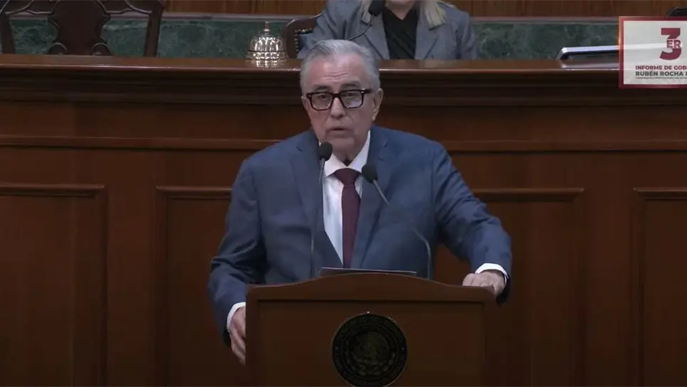 Rubén Rocha Moya, Gobernador de Sinaloa, al emitir su Tercer Informe de Labores.