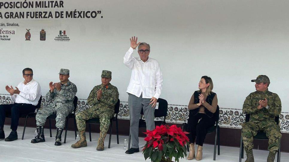 Rocha Moya clausura la exposición militar "La Gran Fuerza de México"