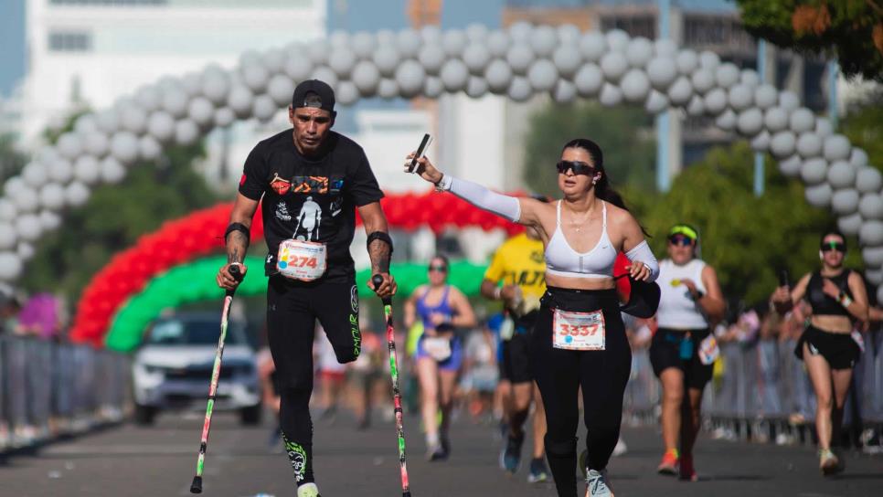 Kenianos se imponen en el Gran Maratón Pacífico 2024 en Mazatlán