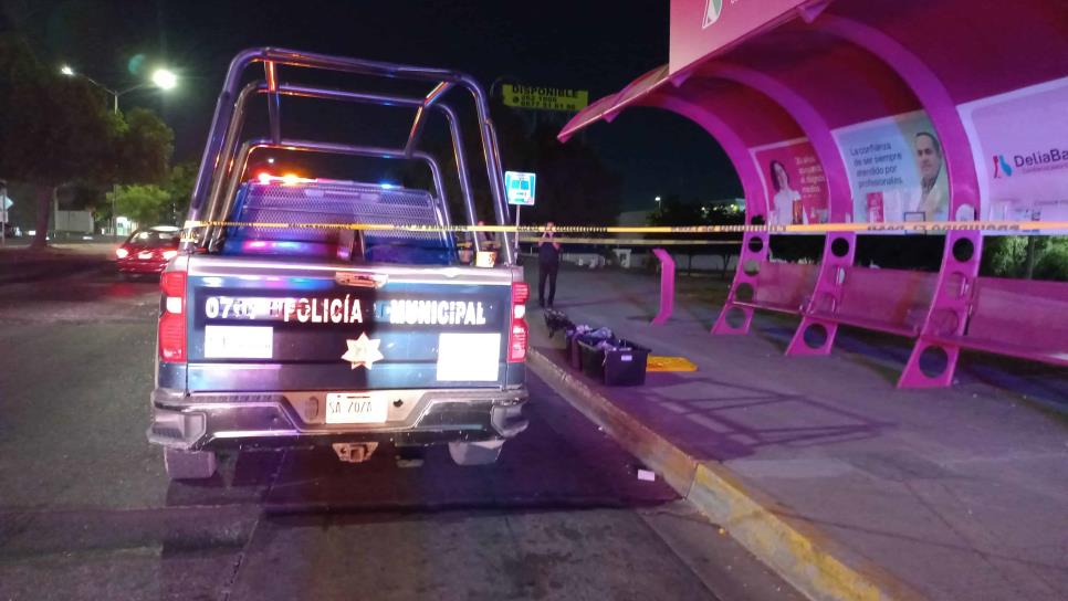 Localizan dos cajas con restos humanos frente a la USE en Culiacán.