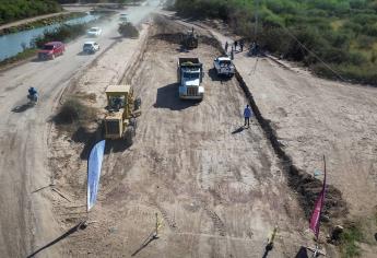 Inicia pavimentación de la Agustina Ramírez en entrada a Virreyes, Los Mochis