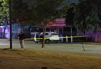 Familia completa resulta herida por daño colateral de balacera en la Laureles Pinos, Culiacán