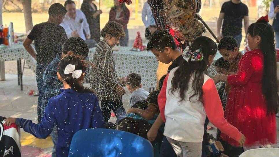 Luz Noticias llena de felicidad a niños del Ejido Los Huizaches con posada navideña