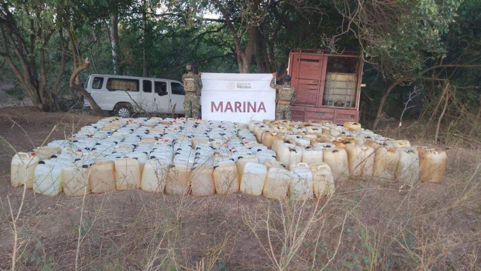 Decomisan fentanilo, armas y combustible en 4 camionetas en El Verde, Concordia