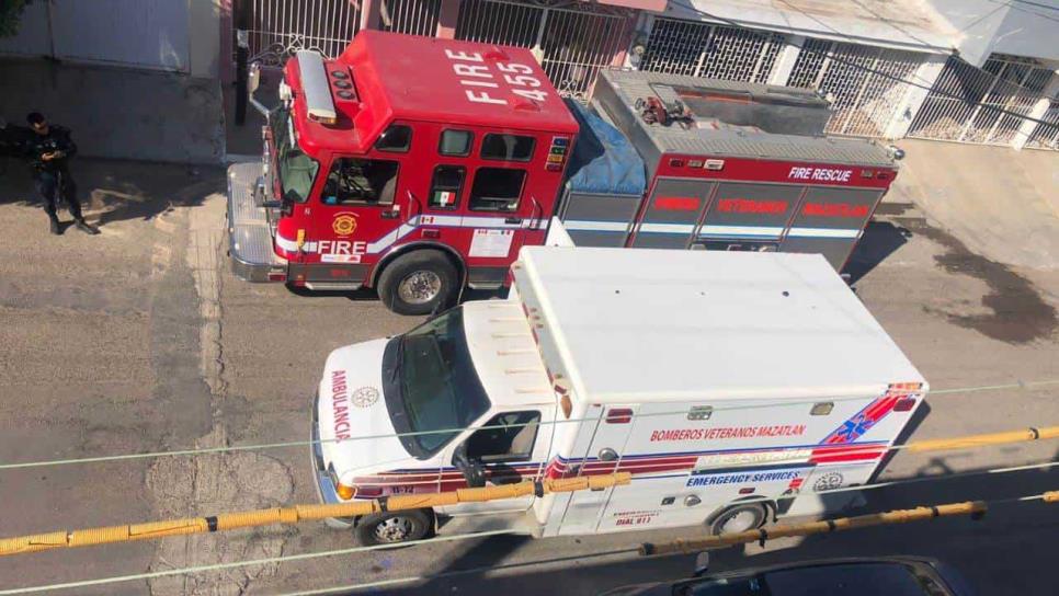 Muere hombre tras recibir descarga eléctrica en azotea de una casa en Mazatlán