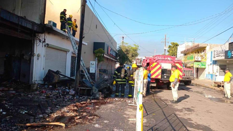 Incendio de dulcería de Navolato fue provocado por un corto circuito, aseguran empleados