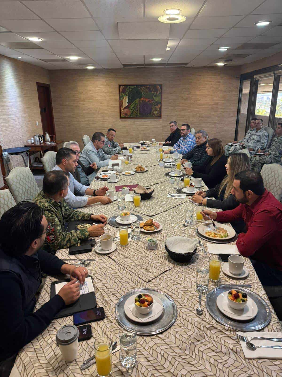 Rocha y Harfuch encabezan Mesa de Seguridad de Sinaloa este 25 de diciembre