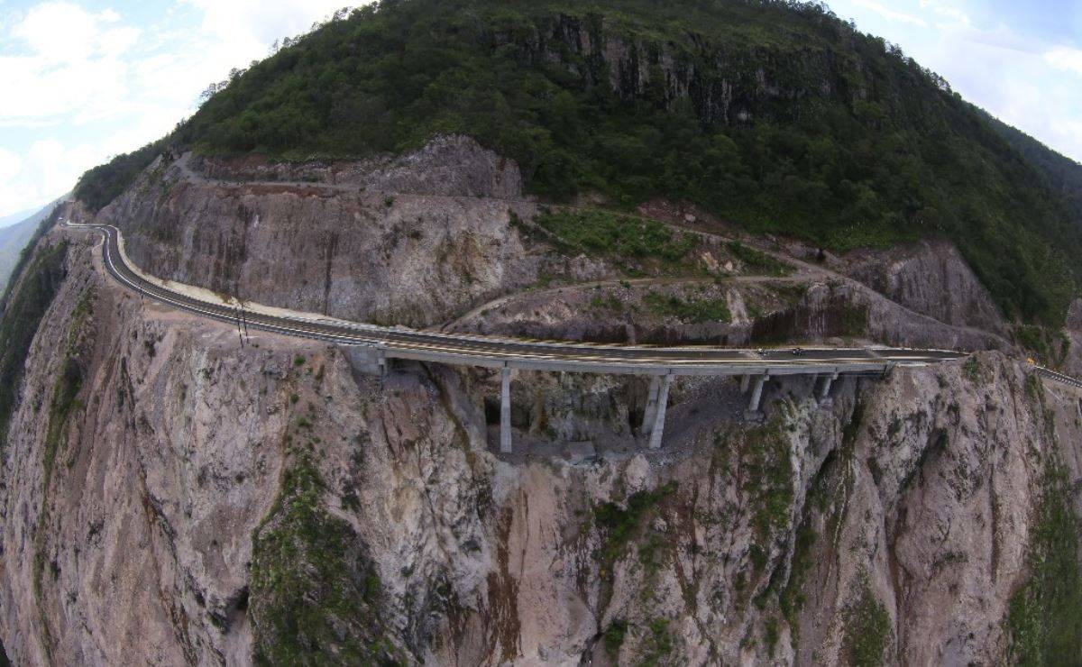 Esta carretera que va a Mazatlán es de las más peligrosas de todo México, según la IA