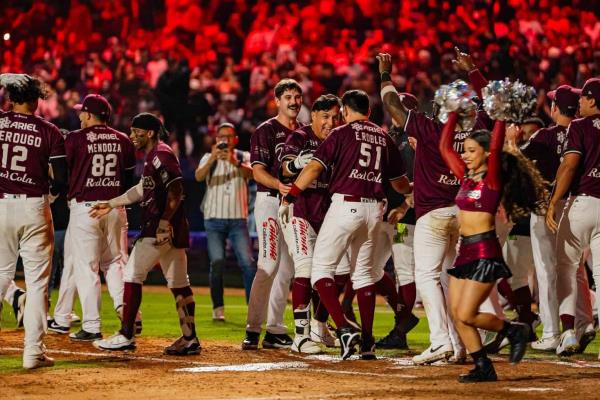 Tomateros de Culiacán vence a Venados de Mazatlán por la mínima
