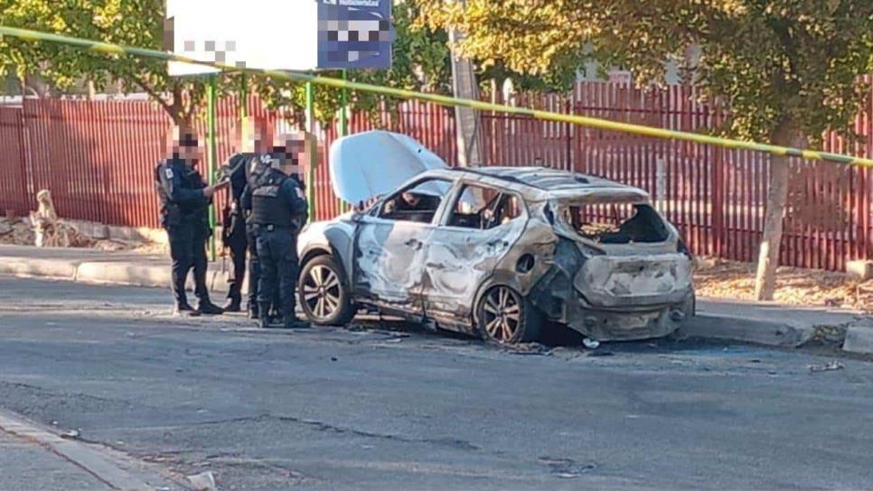 Encuentran un carro quemado y baleado en la colonia Antonio Rosales en Culiacán