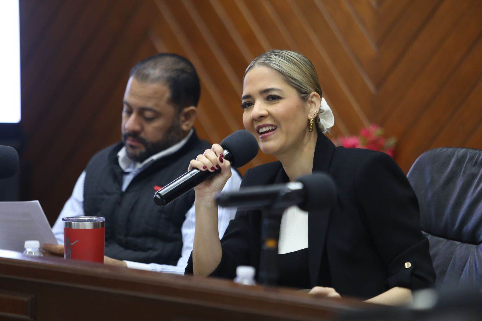 Estrella Palacios, llama a funcionarios a redoblar esfuerzos para transformar Mazatlán en 2025