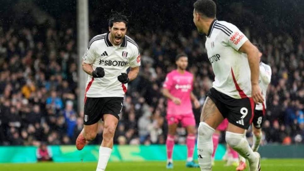 Raúl Jiménez hace historia y supera a "Chicharito" Hernández como goleador en Premier League