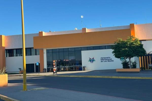 Avión de LATAM Airlines sufre falla frente a Sinaloa