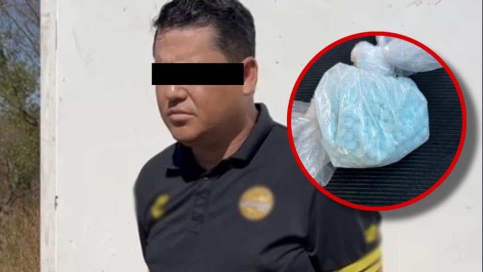 Detienen a sujeto y encuentran en su vehículo una bolsa llena de pastillas de fentanilo, en Culiacán