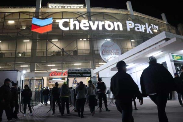 "No creemos en maldiciones, Cañeros estará en semifinales": afición de Los Mochis
