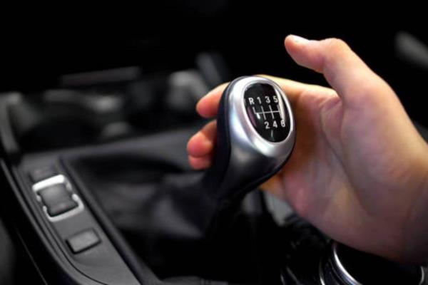 ¿Se acabaron los autos con transmisión manual? Esto debes saber