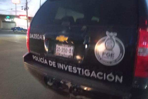 Amarrado de pies y manos localizan a un ejecutado a balazos sobre La Costerita, al sur de Culiacán
