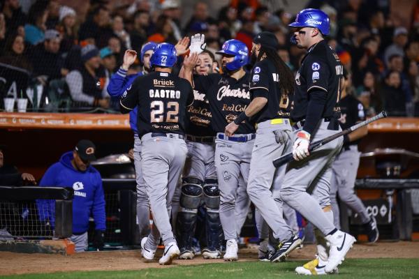 Charros de Jalisco blanquea a Naranjeros de Hermosillo en casa