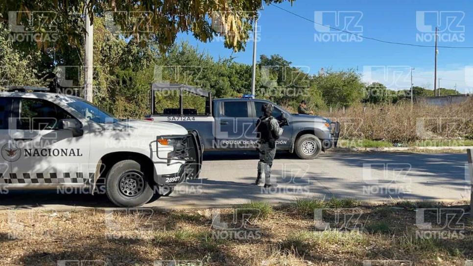 Balean a hombre y abandona su carro en camino de terracería en Mazatlán