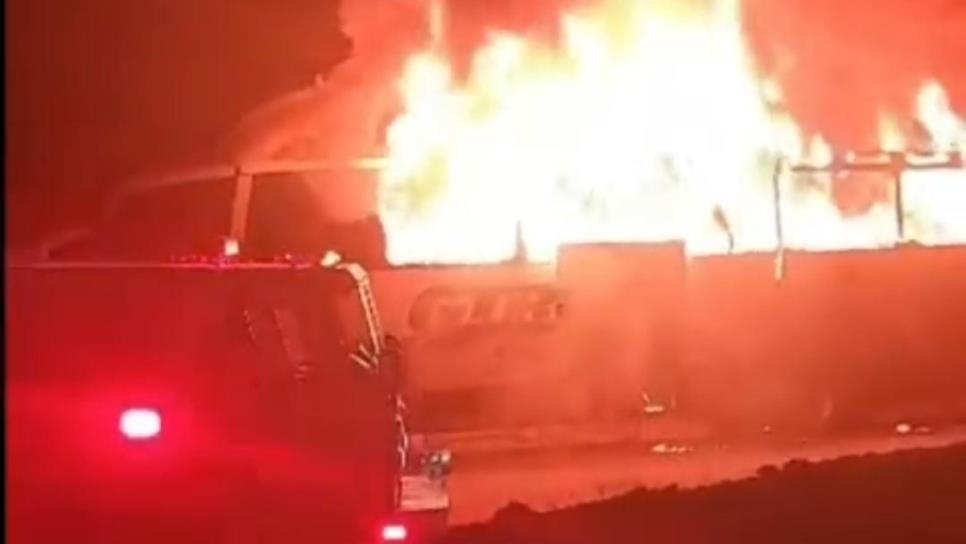 Se incendia autobús Norte de Sinaloa en Sonora; viajaba de Tijuana a Culiacán