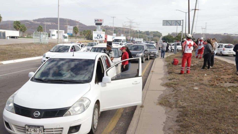 Colisión entre siete vehículos por la termoeléctrica en Mazatlán deja significativos daños materiales