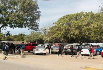 Acuchillan a un estudiante afuera de una secundaria de la Villa de Ahome