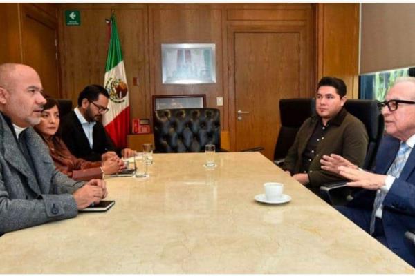 Rocha Moya se reúne con el secretario de comunicaciones y transportes para tratar proyectos de obras para Sinaloa