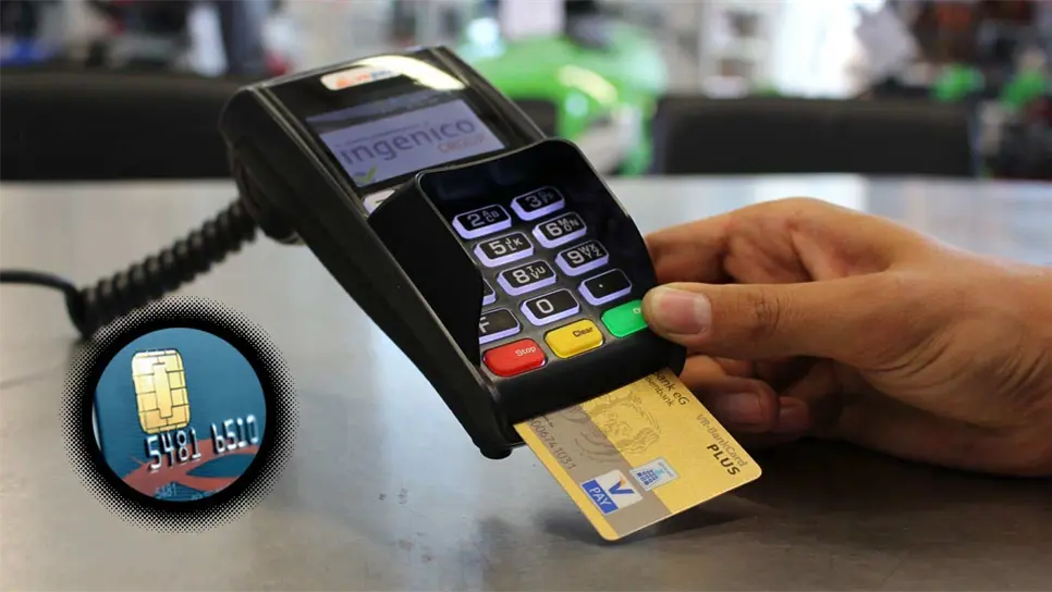 FOTO: Trámite de cuenta bancaria.