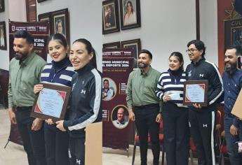 Ayuntamiento de Culiacán Entregan Premio Municipal del Deporte a Daniela Gaxiola y Juan Diego García