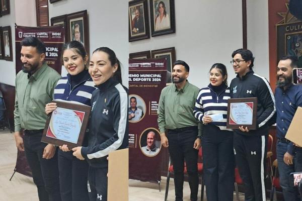 Ayuntamiento de Culiacán Entregan Premio Municipal del Deporte a Daniela Gaxiola y Juan Diego García