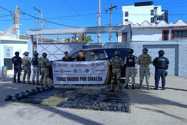 Detienen a 3 personas con armamento y un vehículo robado tras enfrentamiento en San Francisquito, Mazatlán