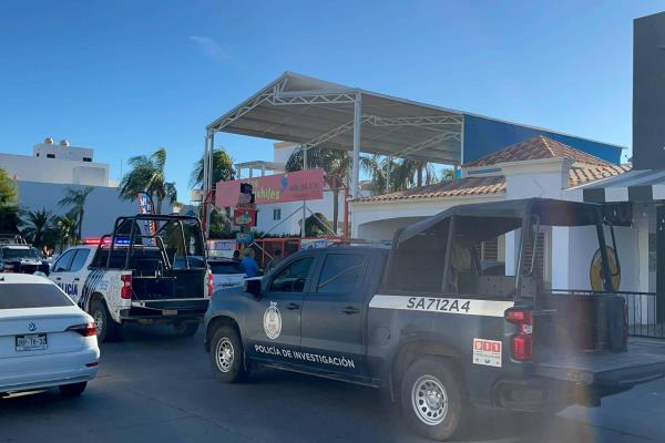 Ejecutan a balazos a un joven en el baño de una marisquería de Real del Valle en Mazatlán