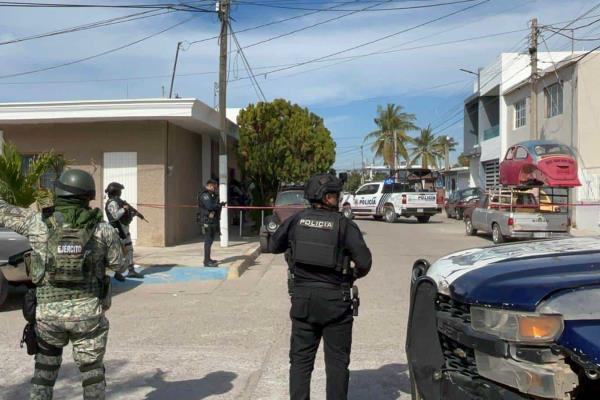 Atacan a balazos varios domicilios en distintos sectores de Mazatlán; reportan un muerto
