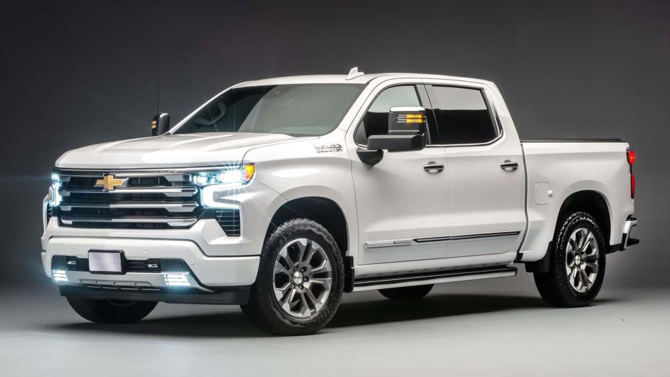 Esta pick up de Chevrolet bajó de precio en 2025; es una de las más grandes y equipadas