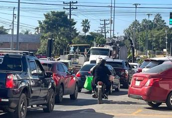 Colapsa tráfico por la avenida Gabriel Leyva en Mazatlán tras reparaciones de Jumapam