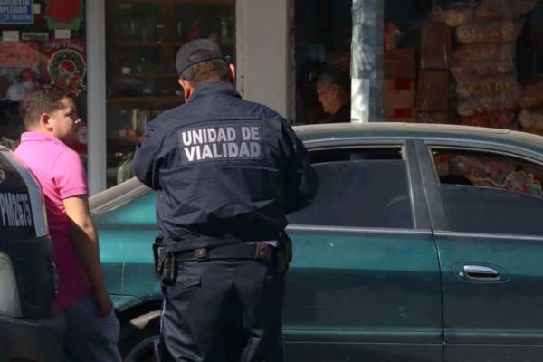 ¿De cuánto es la multa por usar polarizado oscuro en Sinaloa?