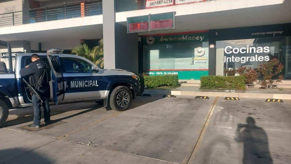 Localizan a un ejecutado a balazos en la Plaza Vancouver del sector Tres Ríos de Culiacán