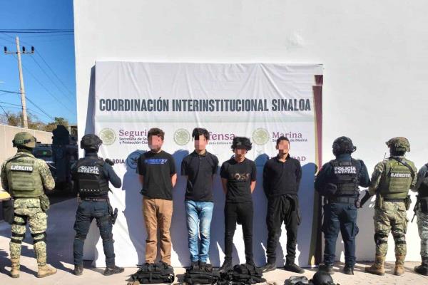 Los 4 detenidos en La Costerita traían uniformes tácticos y rifles de asalto