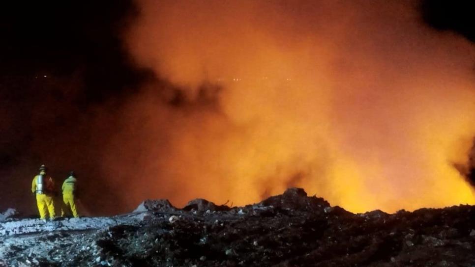 Incendio en el basurón municipal provoca movilización de bomberos en Culiacán