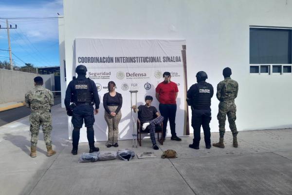 Detienen a hombre en muletas con dos acompañantes tras robo y persecución en Culiacán 